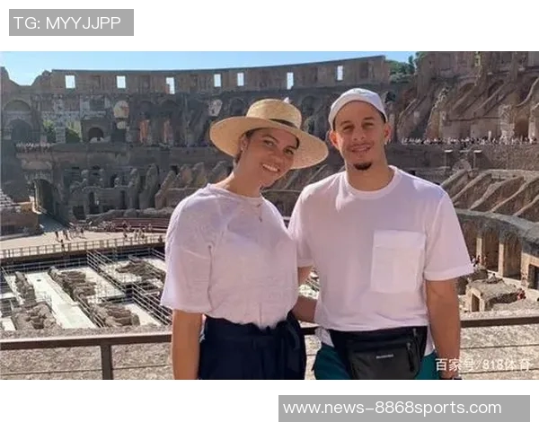 乔治一家在纽约为女儿娜塔莎庆生享受生活的快乐时光